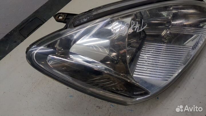 Фара (передняя) правая Mitsubishi Lancer 9