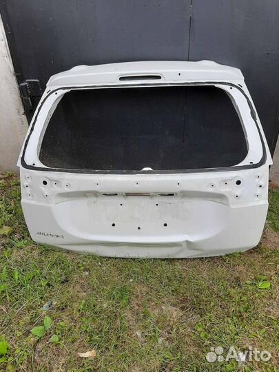 Крышка багажника Mitsubishi Outlander 3 2021