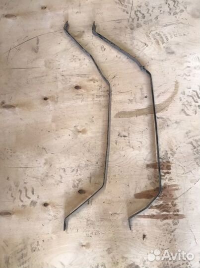 Крепление бака Ford Explorer U502 DS344AA 2013