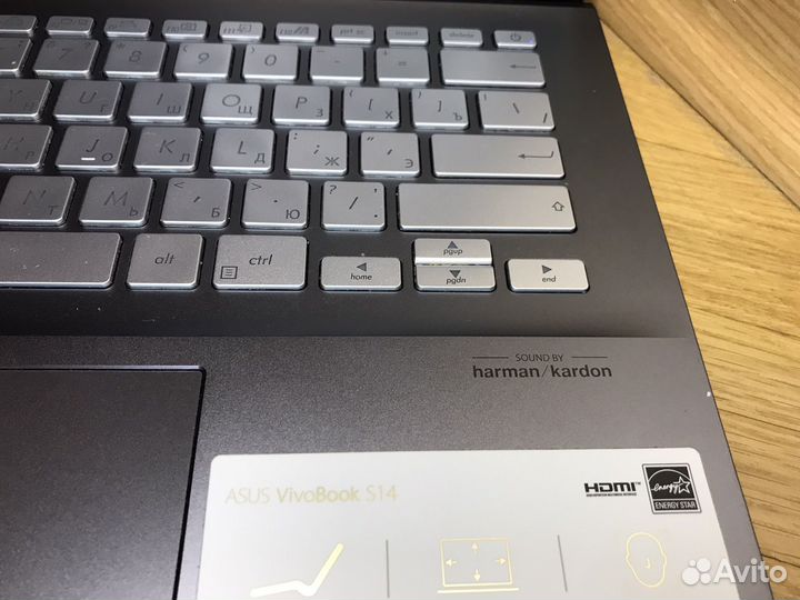 Asus i5-10210/8Gb/UHD/SSD256