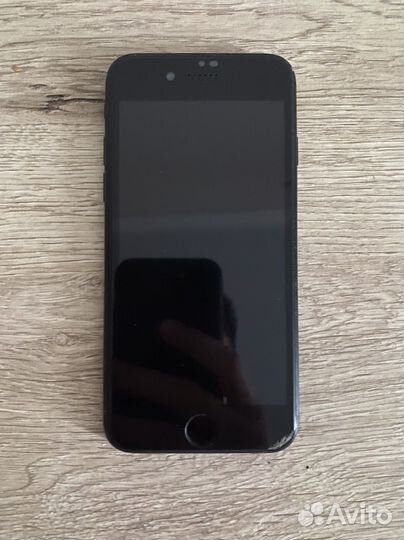 Телефон iPhone 7 128gb