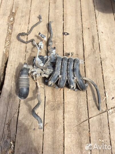 Впускной коллектор mitsubishi Asx