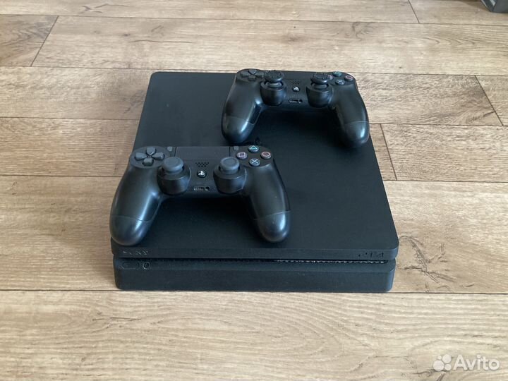 Sony PS4 slim