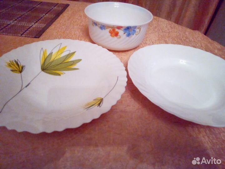 Тарелки посуда