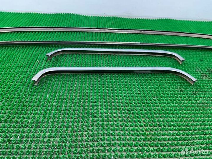 Молдинг стекла задний Газ Волга 3110 2000