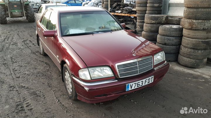 Разбор на запчасти Mercedes C W202