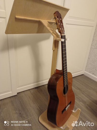 Пюпитр. Стойка для гитары