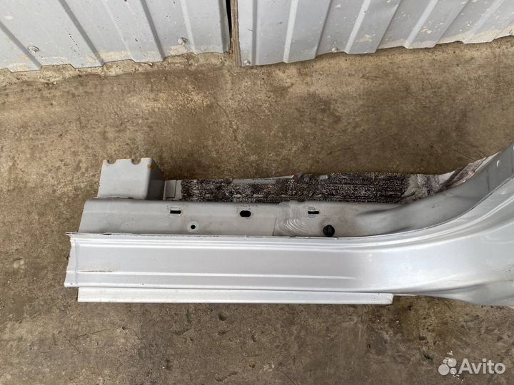 Б/У порог кузова передний правый Ford Fusion CBK