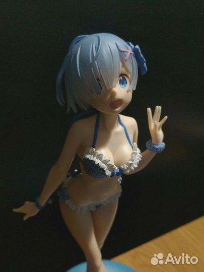 Аниме фигурка рем