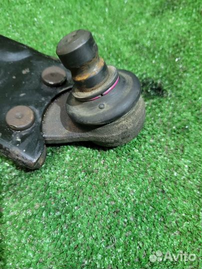 Рычаг передний правый Ford Focus 3 2014 (1749593)