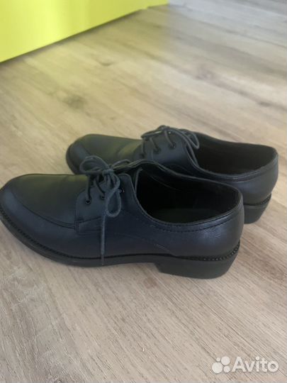 Лоферы женские