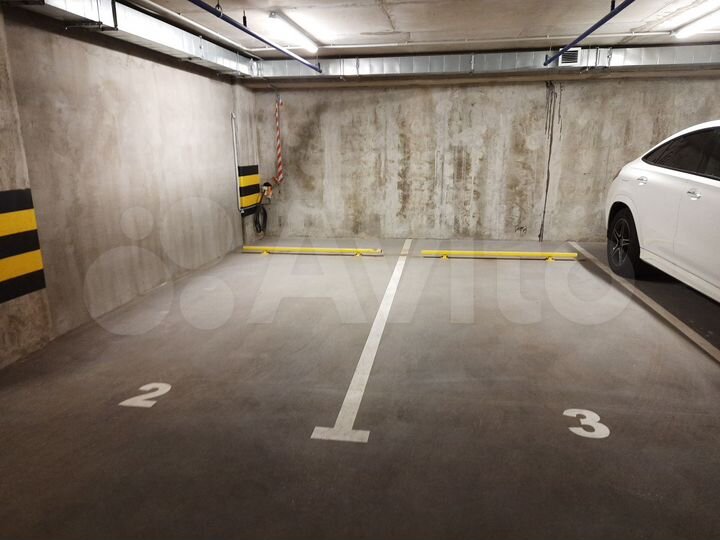 Машиноместо, 15 м²