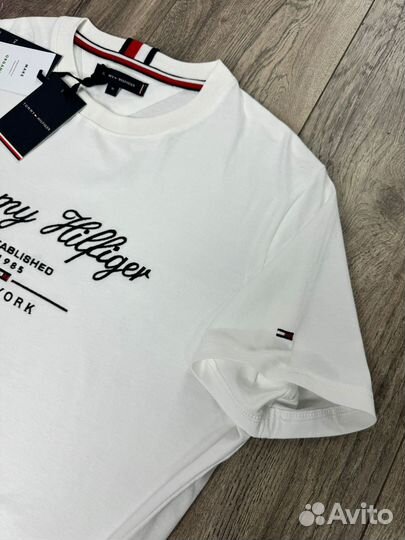 Tommy hilfiger футболка