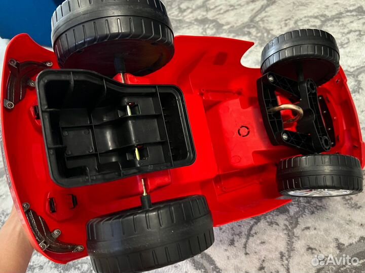 Детская машинка каталка mercedes