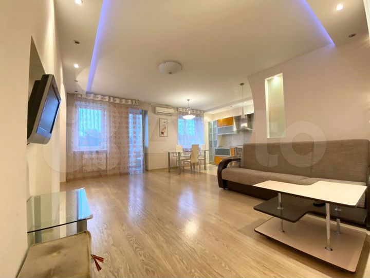 3-к. квартира, 100 м², 4/5 эт.