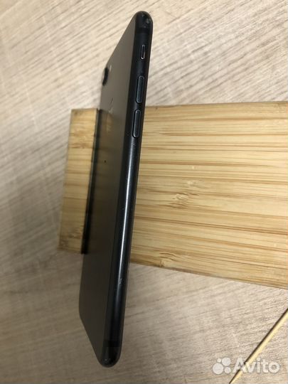 iPhone 7, 32 ГБ