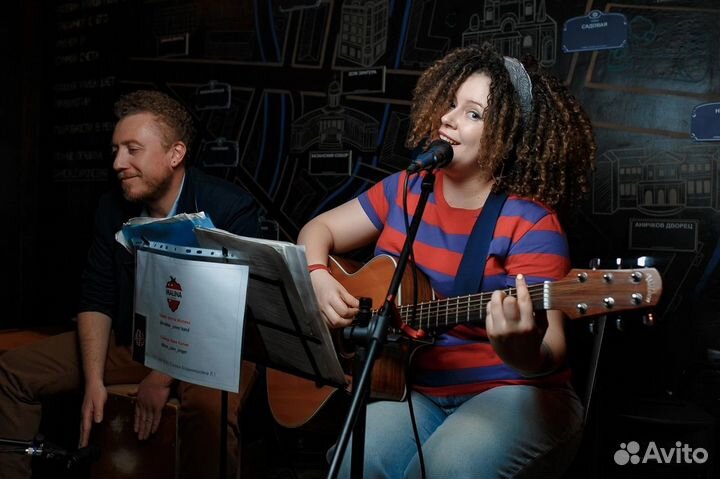 Репетитор. Учитель гитары, вокала и укулеле