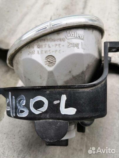 Противотуманная фара тойота королла 2013 - 2015. Л