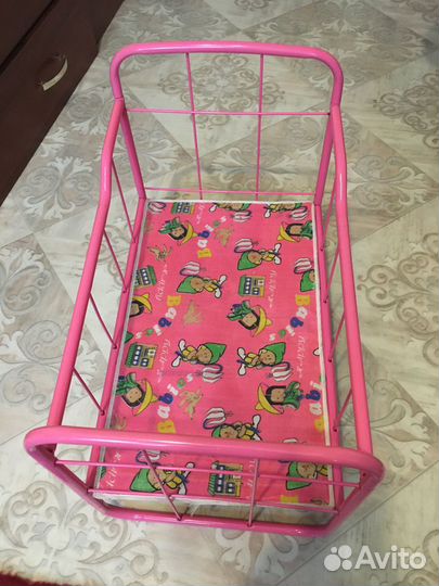 Кроватка кукольная