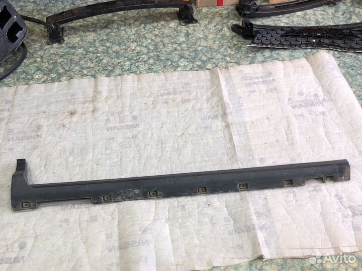 Накладка порога правого Ford Kuga 2012-2019