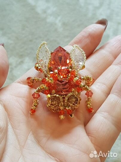 Брошь ручной работы, в наличии