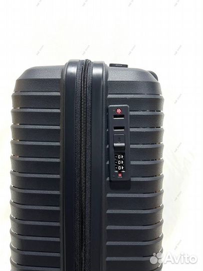 Чемодан из полипропилена S тёмно-серый