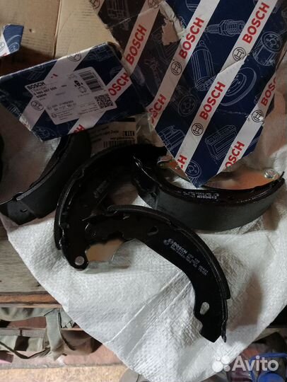 Тормозные колодки задниена renault