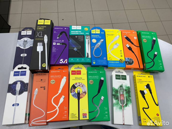 Кабель питания для смартфонов в наличии