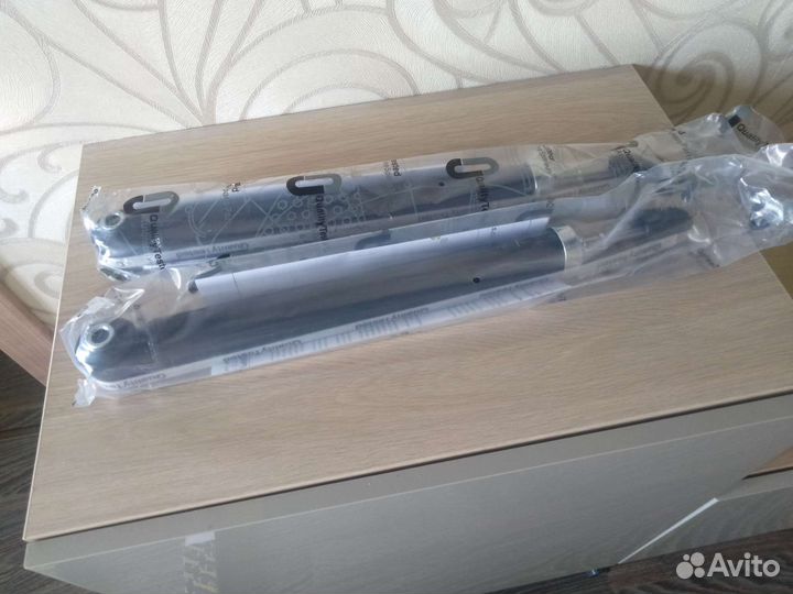 Стойки амортизатора Kia rio 2/Hyundai solaris 2