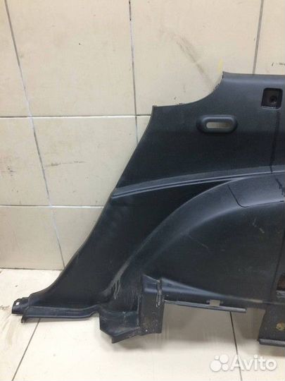 Обшивка багажника правая Mazda CX-7