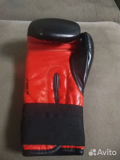 Боксерские перчатки 14 oz