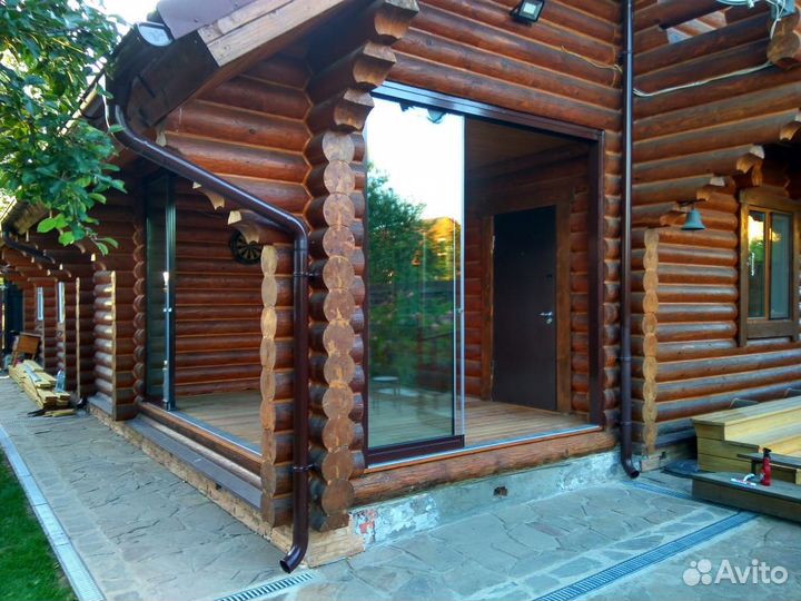 Безрамное остекление коттеджей