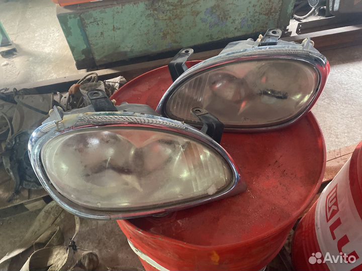 Фары на волгу 31105