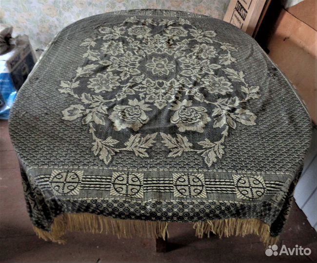 Скатерть винтажная СССР, жаккард, 140х160см