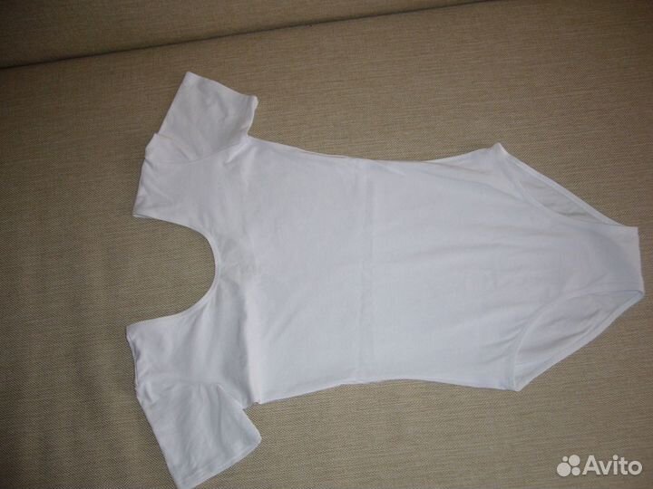 Продаются купальники для танцев и балетки