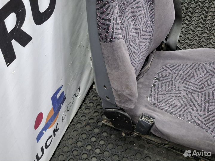 1734058 Сиденье водительское пневматическое