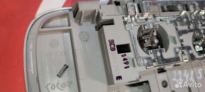 Плафон освещения салона Volkswagen 3C0947291