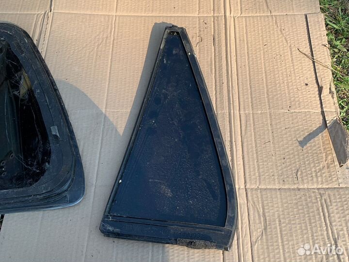 Стекло багажника боковое lancer 9 универсал