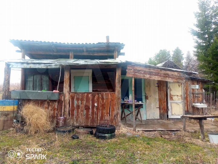 Дача 16 м² на участке 10 сот.