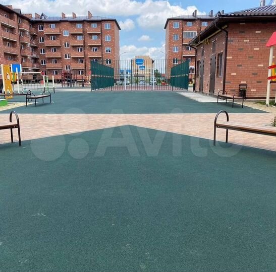 2-к. квартира, 64,5 м², 2/5 эт.