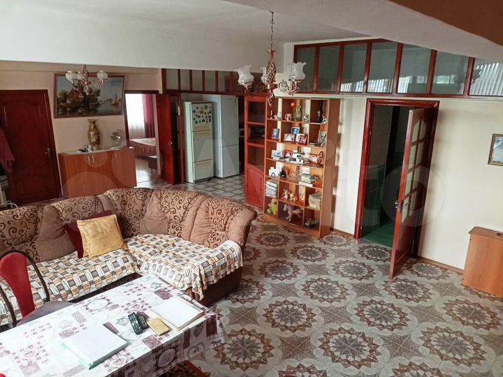 Дом 233 м² на участке 5,9 сот.