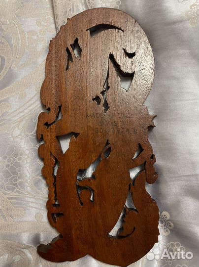 Деревянное резное панно