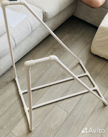 Опора-держатель для начинающих кататься на коньках