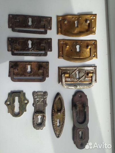 Накладка ручка на замок для комода