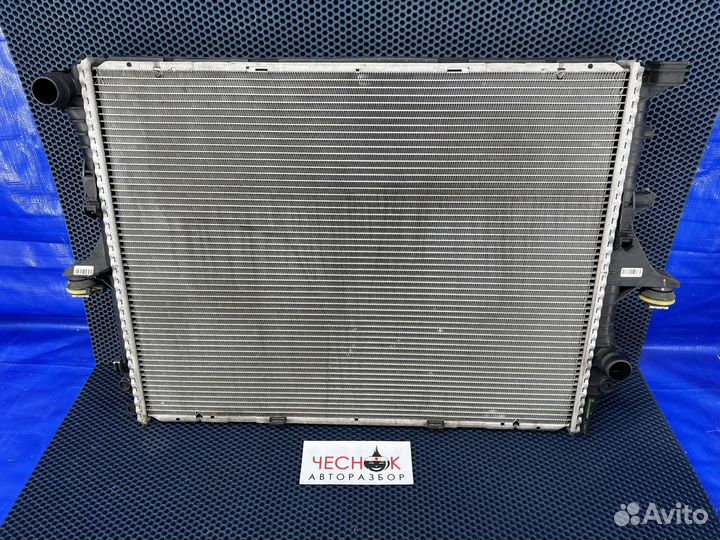 Радиатор охлаждения двигателя Touareg GP 4.2 BAR