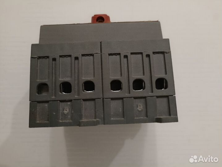 Реверсивный рубильник ABB OT32E3C до 32А Б/У