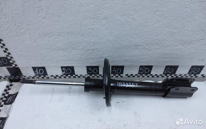 Амортизатор подвески передней правый LADA xray