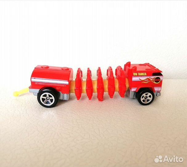 Монстр трак hot wheels hulk, база