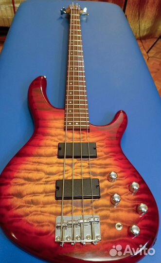 Бас гитара Cort action DLX V Plus