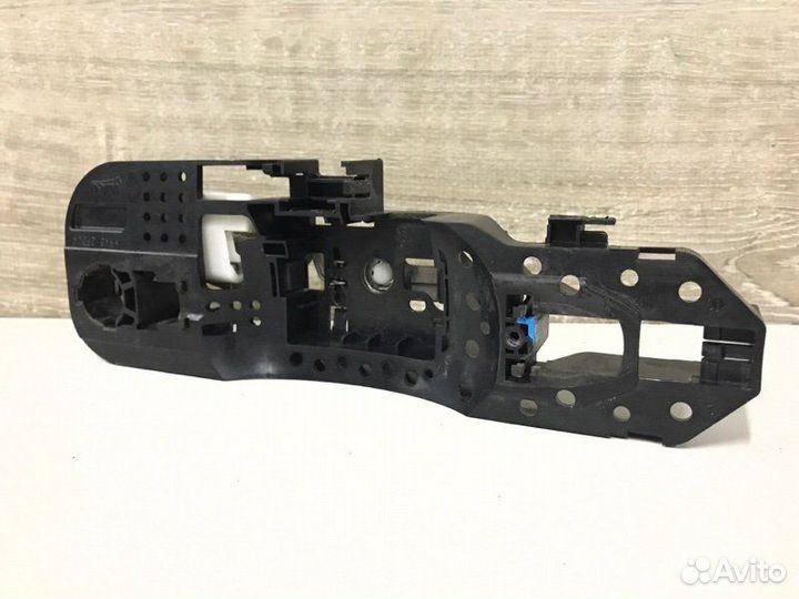 Механизм ручки двери передний левый Renault